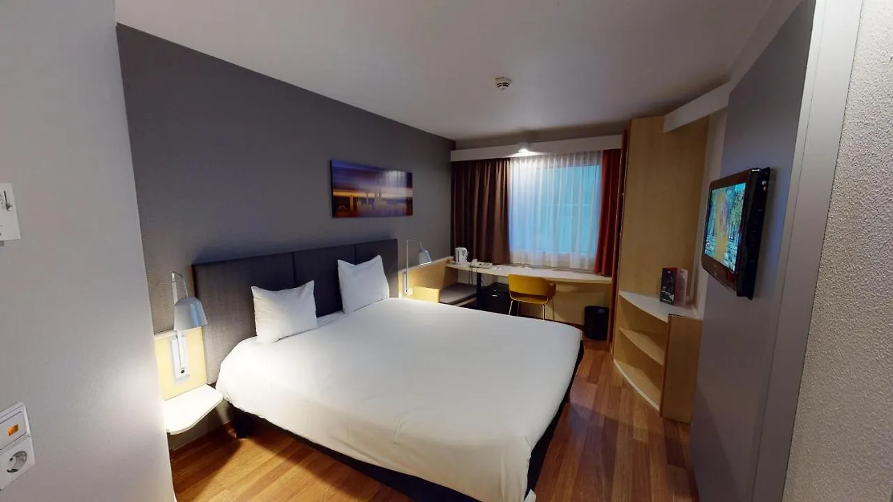 Ibis Hotel Koeln Airport