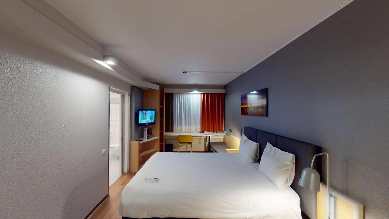Ibis Hotel Koeln Airport Germania